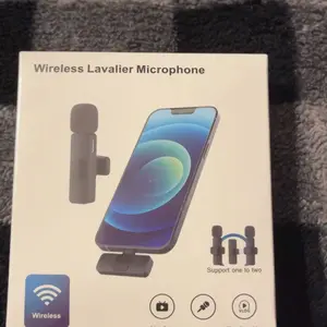 HITOZON Wireless Lavalier Microphone with Noise Reduction - Plug-and-Play Portable USB-C Lapel Mic for iPhone 15/16/17, iPad, Android Smartphones, Camera Audio Recording - Mini Wireless Microphone Phone Accessories for Vlog, YouTube clip-on microphone