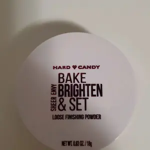 HARD CANDY (SHEER ENVY) BAKE BRIGHTEN & SET                LOOSE FINISHING POWDER                                               OIL FREE LOOSE POWEDER