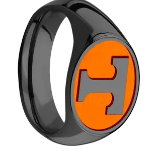 Medium Horizontal Oval signet ring (16x13mm) in Zirconium, with a Wide style band and a Tennessee Power T Rev engraving.