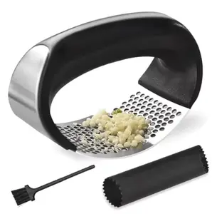 Premium Stainless Steel Garlic Press-Easy-to-clean anddurable kitchen gadget for chopping and crushinggarlic,Durable Kitchen Gadget for Chopping,Perfect Kitchen Tool for Apartments,Dorm Rooms,Home Cooks,Small Kitchens,Dormitores