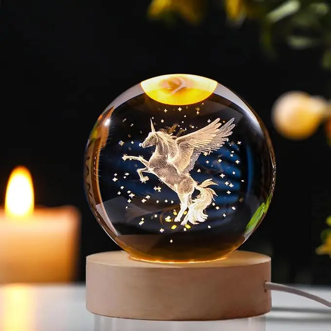 JOOMAPO 3D Carved Unicorn Crystal Ball Night Light - Crystal Novelty Lighting, Polished Glass Sphere, Small Size, 7-Color Auto-Change LED Glow, USB-Powered, Wooden Base, Bedroom Tabletop Decor, Christmas Gift, Sculpture Novelty Lighting, Modern Novelty Li