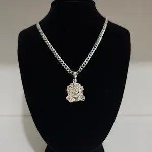 Solid 5mm Cuban chain set with 925 silver Jesus face pendant