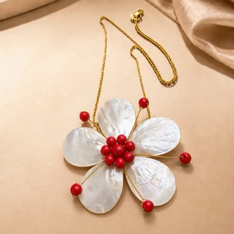 Maite Jewelry.                                           PETALOS DEL MAR pendant mas necklace
