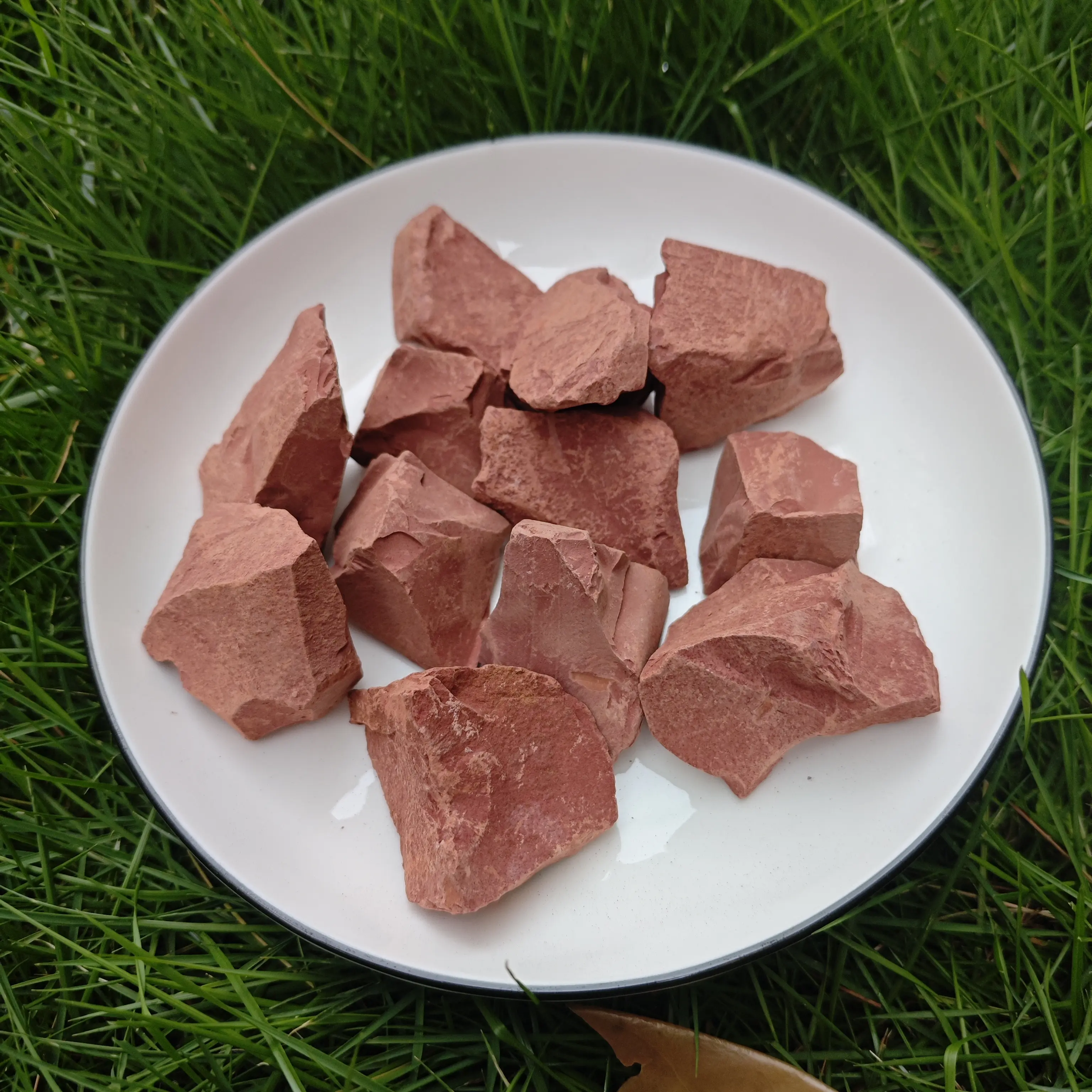 Narat Red Clay Chunks - 100% Pure Natural Kaolin, 7 oz (200 g), Edible & Cosmetic Grade, Zero Additives, Crunchy Non-Sticky Multipurpose Garden Soil Clay Rocks