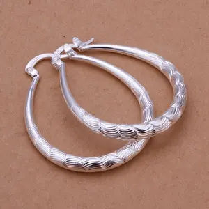 Sterling Silver Plated Scalloped Hoop Earrings 1.5" Pierced Silver L4