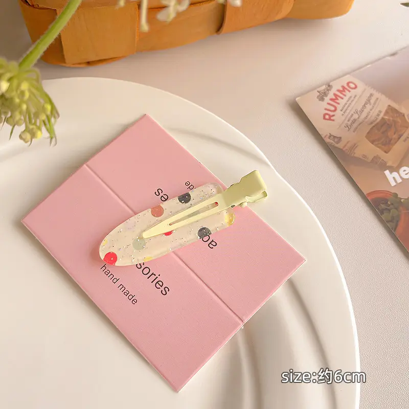 Sweet and cute juice-colored seamless hair clips, women's bangs clips, makeup clips Sweet and cute juice-colored seamless hair clips, women's bangs clips, makeup clips