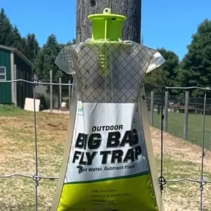 RESCUE! Outdoor Big Bag Fly Trap Made in the USA Holds Up to 20,000 Flies Ideal for Farms & Fly-Free Zones Easy to Use Effective Fly Control Solution