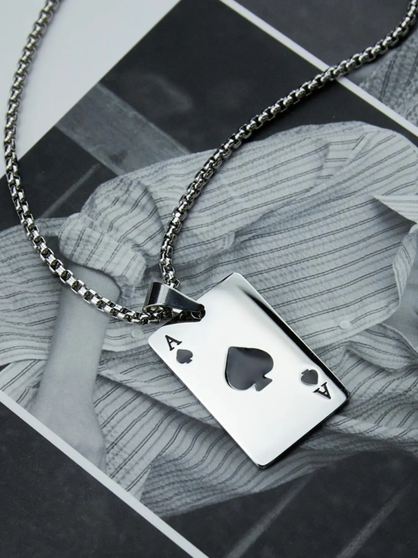 Unisex Street Trend Ace of Hearts Pendant Necklace, 1 Piece Trendy Vintage Poker Card Chain Necklace, Punk Styles Necklace for Men & Women As Gift, Alphabet Necklace