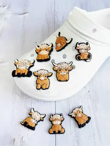 Cute Highland Cow Themed Shoe Decoration Charms, Fashionable Novelty Shoes Decorations for Clogs, Shoes Diy Accessories for Women & Men, Footwear Accessories, Shoe Adornments, Shoe Accents, Shoe Charm Set