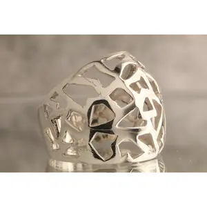 Cielo Fragmentado – Over 5 Grams Of 925 Sterling Silver Artisan Crafted Silver Ring