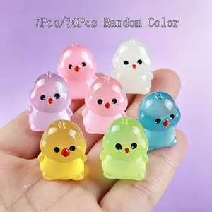 7Pcs/20Pcs Glow in The Dark Mini Chick Figurines Translucent Resin Animal Ornaments Multicolor Cute Chicken Statues for Desk Decor Fairy Garden Aquarium Micro Landscape DIY Crafts