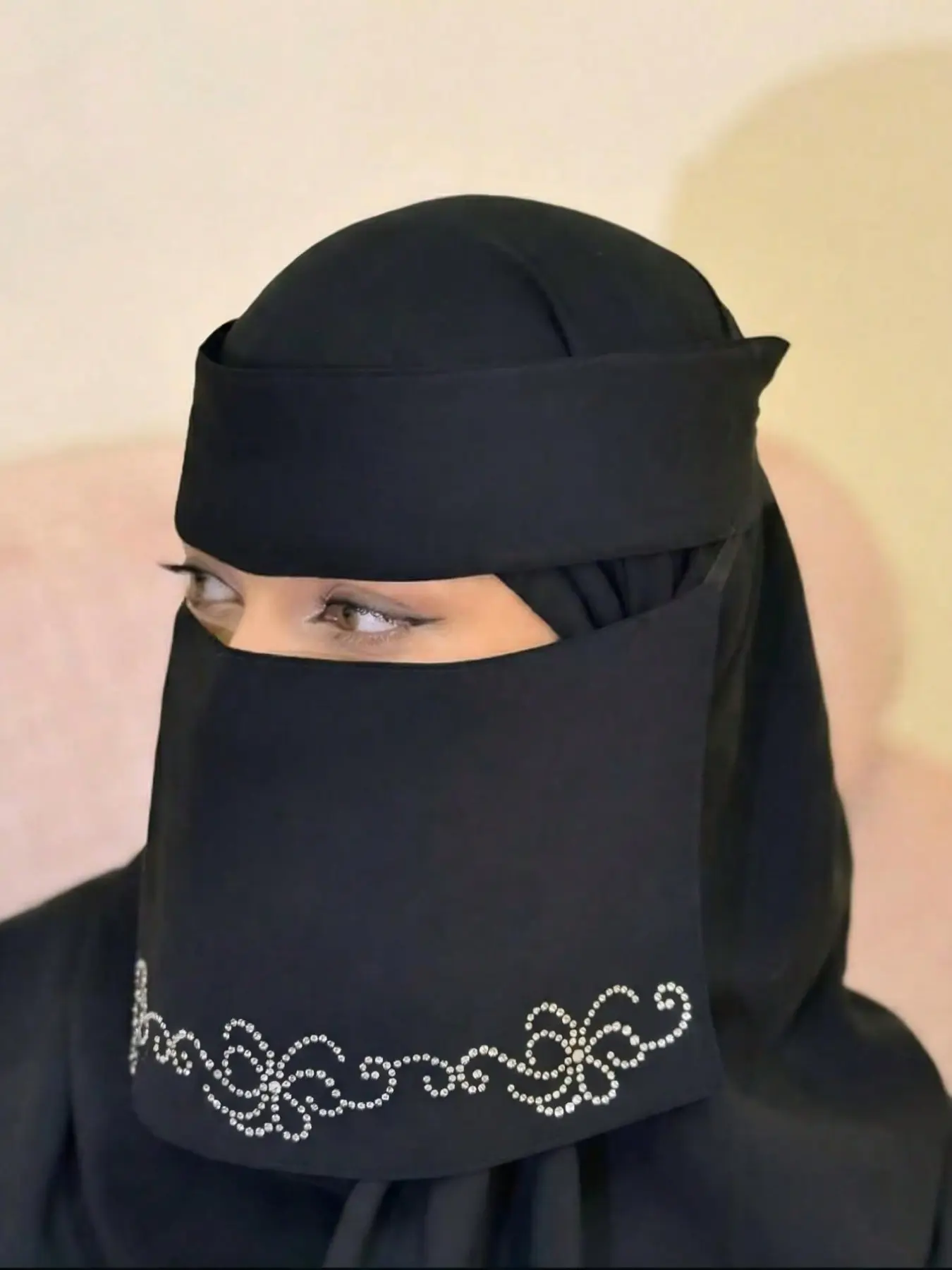 1PC Middle Eastern Fashion Rhinestone Chiffon Niqab, Elegant Floral Rhinestone Veil for Women, Muslim Daily Wear, Outdoor Sun Protection Face Mask, Modesty Arab Women