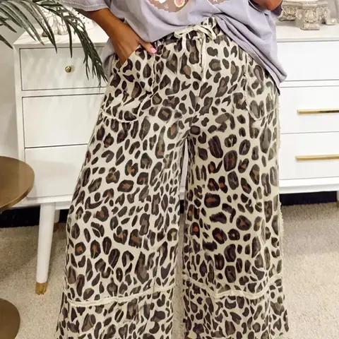Hotapei Spring Autumn Casual Trendy Versatile Loose Leopard Print Wide Leg Nine-Quarter Pants, Casual Chic Loose Fitting Bottoms, Comfortable and Stylish Women's Fashion Trousers, Casual Comfy Trousers, Casual Boho Style Pants