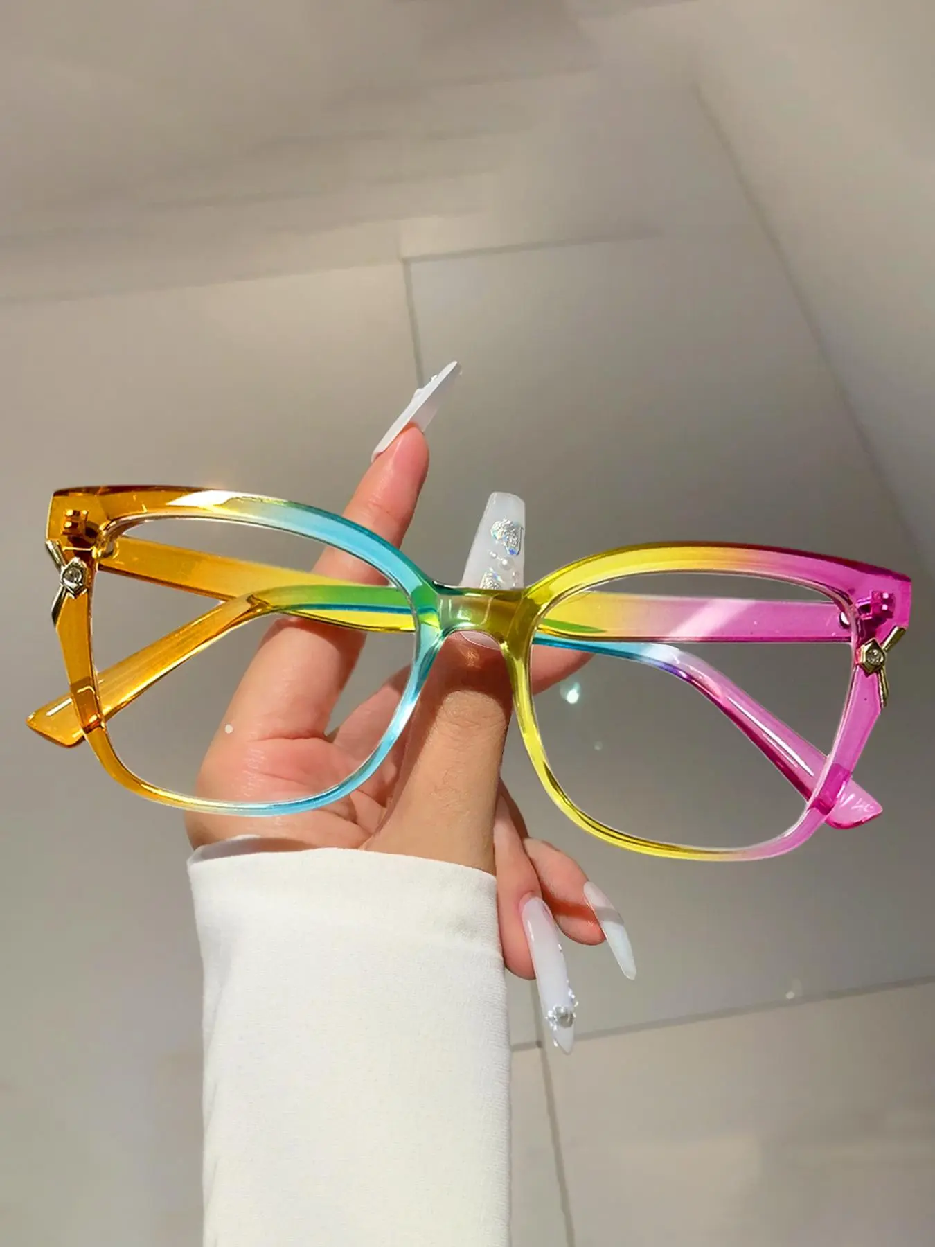 Vintage Frame Eyeglasses, Trendy Design Frame Eyewear, Fashion Eyeglasses for Women, Fashion Accessories for Daily Wear, Fashionable Frames Glasses, Trendy Casual Eyeglasses, Stylish Trendy Eyewear