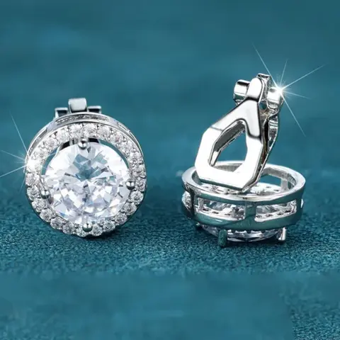 Classic Four Claw Round Stone Clip Earring Luxury Crystal Inlaid Zircon White Zirconia Earrings For Women Men Simple Fashionable Trendy Elegant Minimalist Shining Round Cut Earrings Silver Color Sparkling Ear Jewelry