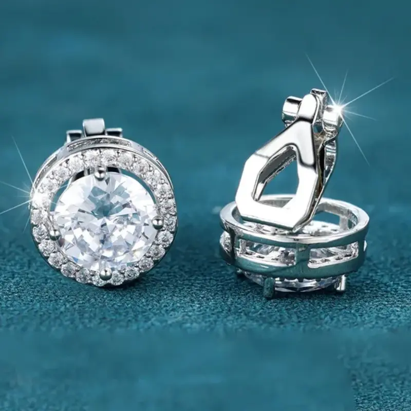 Classic Four Claw Round Stone Clip Earring Luxury Crystal Inlaid Zircon White Zirconia Earrings For Women Men Simple Fashionable Trendy Elegant Minimalist Shining Round Cut Earrings Silver Color Sparkling Ear Jewelry