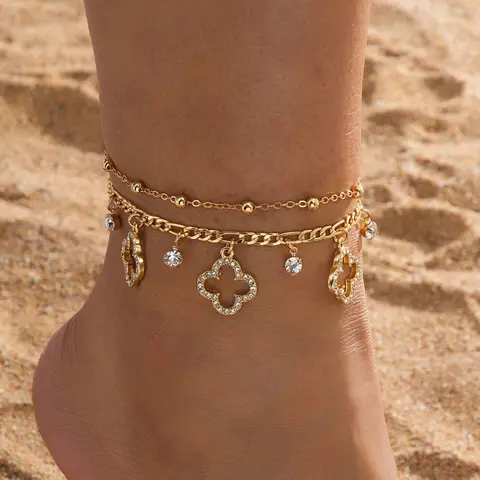 Elegant Four-Leaf Clover Pendant Anklet, Multi-Layer Foot Chain for Women, Layered Anklet, Handcrafted with Random Beads, Fixed Length Design, Elegant Accessory