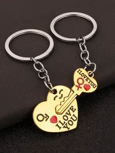 "The Heart Key Locks Love" heart-shaped peach-themed couple keychain pendant, an ideal Valentine's Day gift, a gift for a date between men and women, a gift for a wedding anniversary or a birthday.