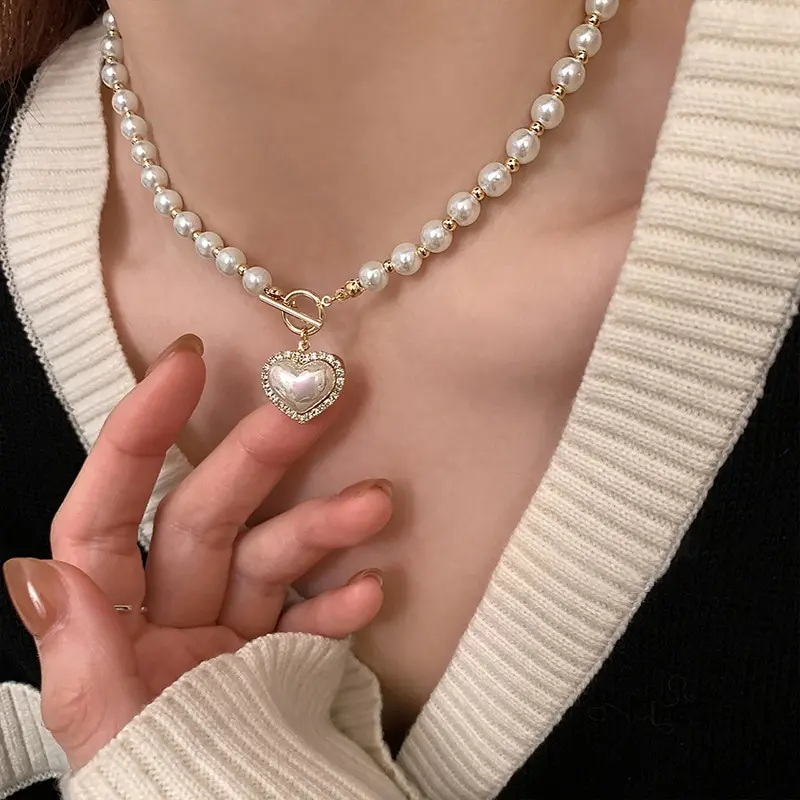 Pearl Chain Necklace for Women with Elegant Heart Pendant, 40cm Korean Style Simulated Pearl Jewelry for Party Engagement, Necklaces For Women, Party Wear, Imitation Pearls, Luxe Look