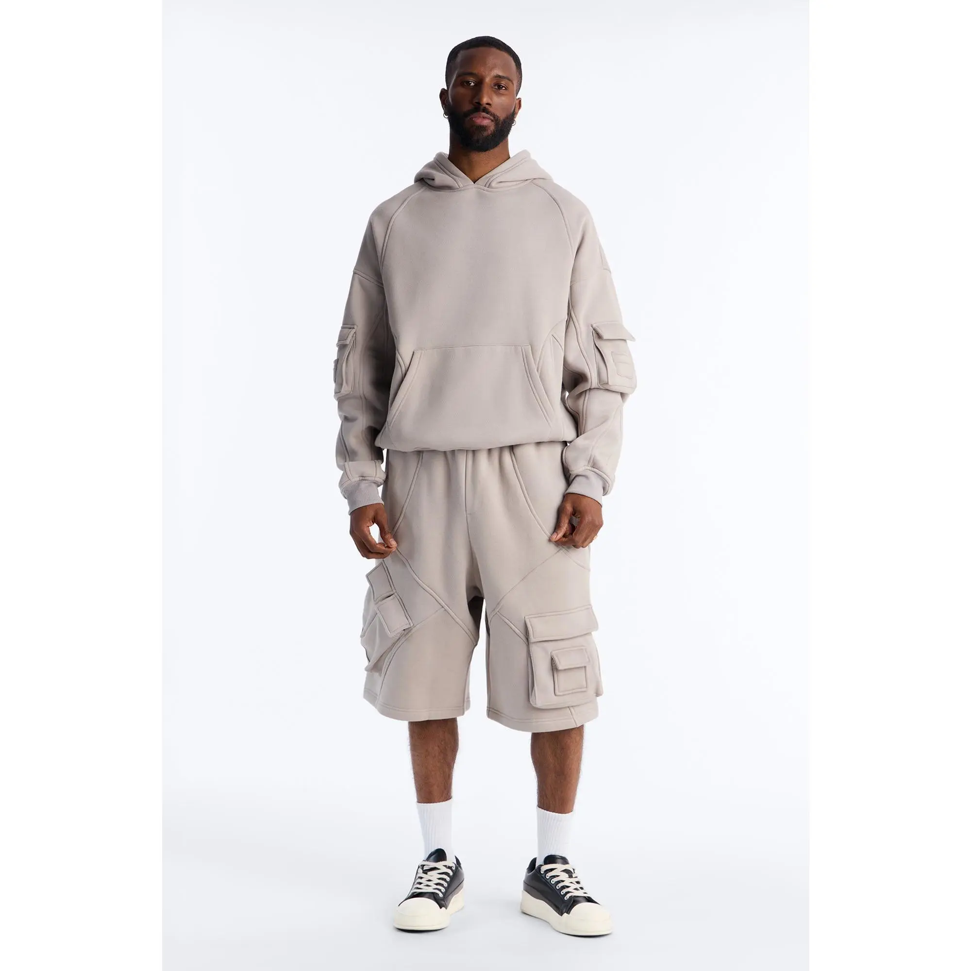 Baggy Chaos Cargo Sweatshort - Grey