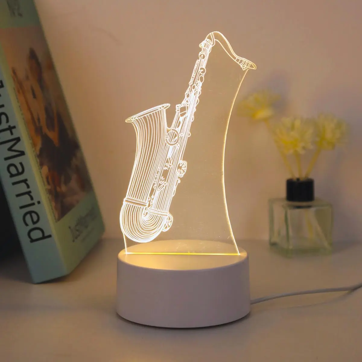 3D Saxophone Design Night Light, USB Powered 3D Creative Desk Lamp, Decorative Light for Home Bedroom, Living Room, Office, Mood Decorative Lights, Decorative Atmosphere Light, Atmosphere Lighting