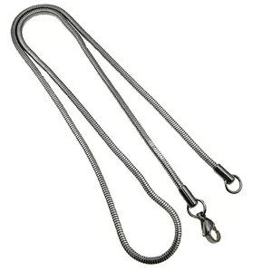 Jewelry snake chain necklace, light luxury niche titanium steel necklace, versatile for men and women, sweater chain with a light luxury and high-end feel