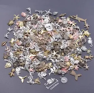 200g jewelry making tools, jewelry bracelets, wholesale of mixed bulk metal earrings, DIY necklaces, keychains, craft supplies