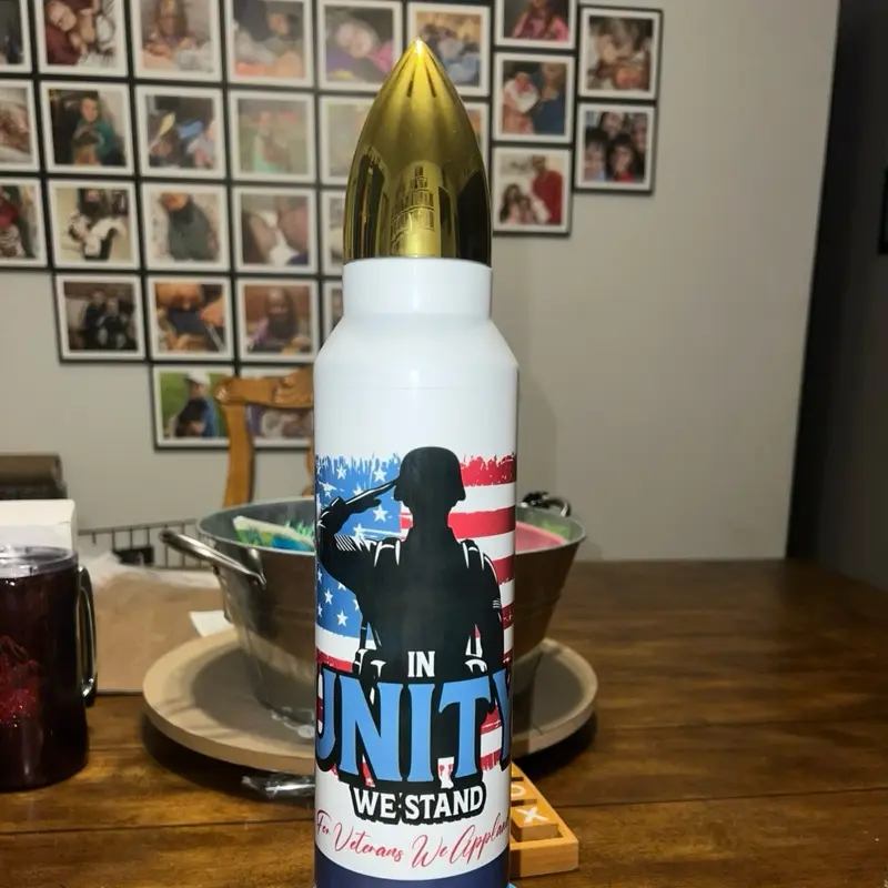 32oz On Point Tumbler with Patriotic Design and Gold Tip