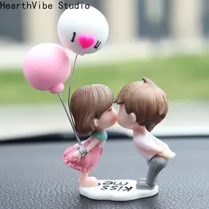 Cute Cartoon Couple Figurine Set - Car Dashboard Balloon Ornament, Girly Car Accessories, Automotive Interior Decor Trinket, Girls' Gift