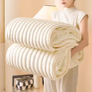 Super Soft Microfiber Plush Blanket 3D Classic Striped Bohemian Style Warm Cozy All-Season Use Throw Blanket Soft Machine Washable Ultra-Fiber Lightweight Fabric