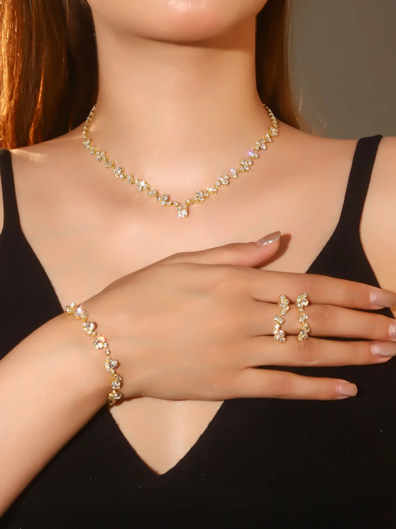 Gorgeous and sparkling bridal wedding jewelry sets four piece set, fashionable and elegant necklace earring bracelet combination set, perfect gift for ladies, Jewellery Gift Set