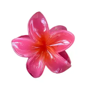 Intricate Resin Flower Hair Clip Elegant Claw Hair Grip with Smooth Simple Design for Stylish Looks