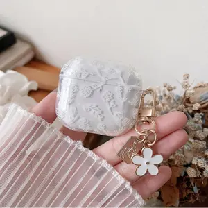 2PCS transparent shell with white line flower TPU earphone case + flower keychain pendant, suitable for Apple series Pro 2/1 generation/3/4 generation/PRO earphones, Earphone Protective Cover
