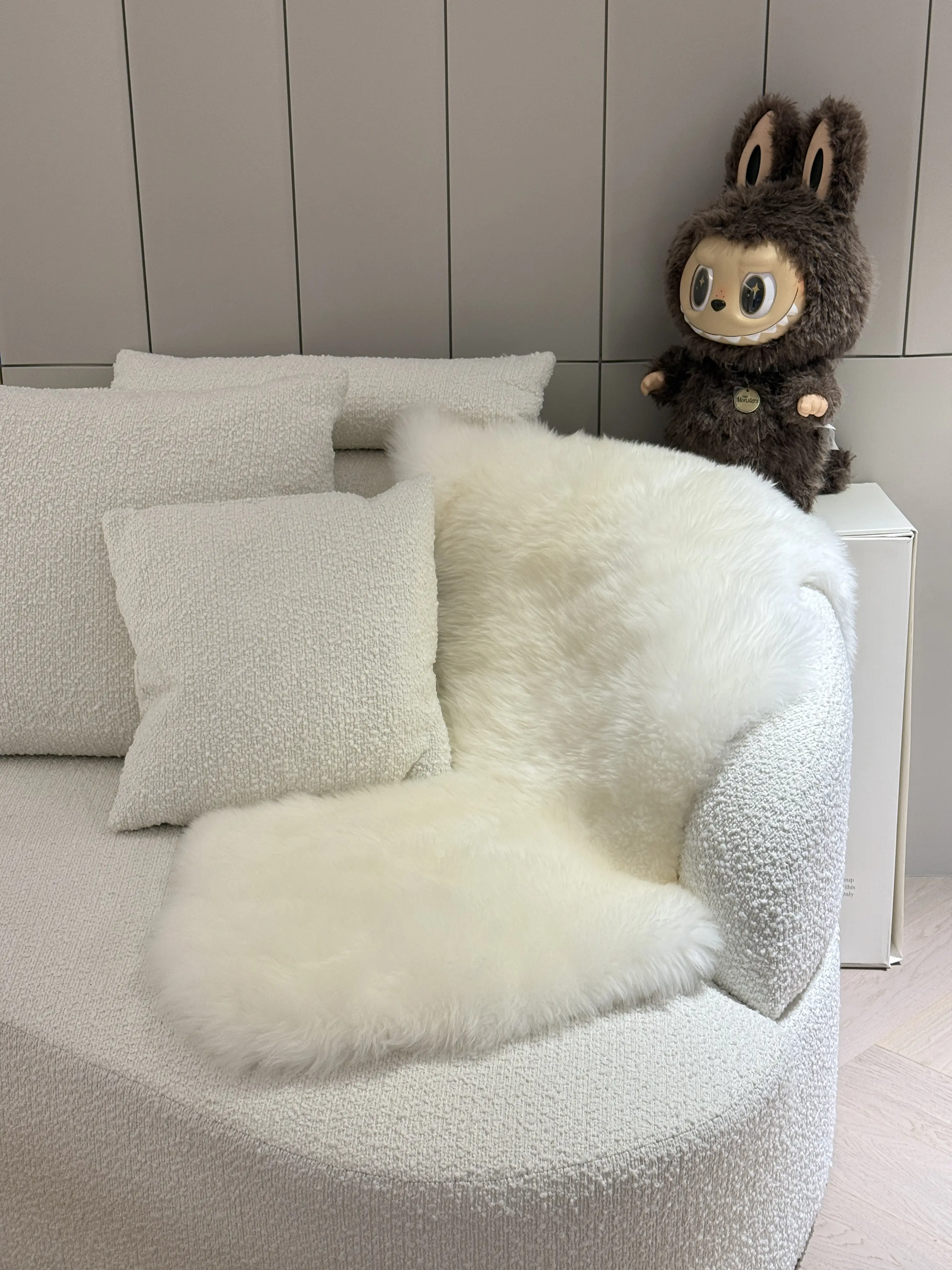 Wool Throw Carpet
