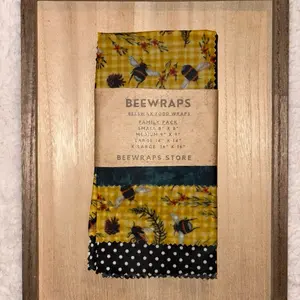 BeeWraps Store Beeswax Food Wrap Family Pack Ecofriendly Reusable Compostable Cotton Wrap Small 8"x8" Medium 10"x10" Large 14"x14" X-Large 16"x16" Utensils Kitchen