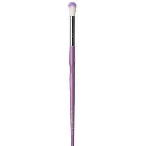 E06 - Tapered Blending Brush - Game Beauty