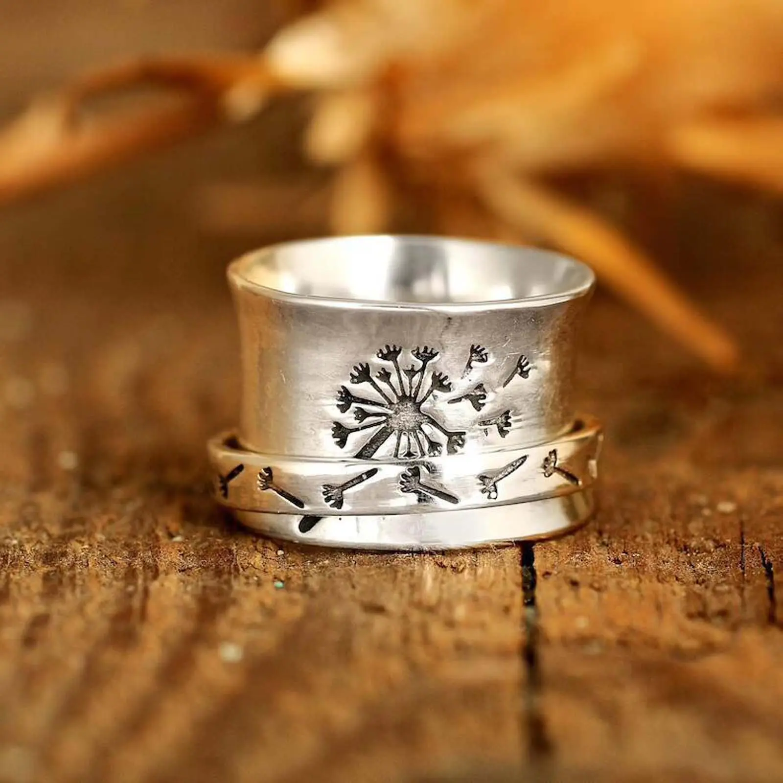 Anxiety Relief Rotatable Silver Engraved Dandelion Artificial Gemstone Flower Ring - Elegant Inspirational Hope Jewelry Accessory for Stress Relief, Anxiety Relief Ring