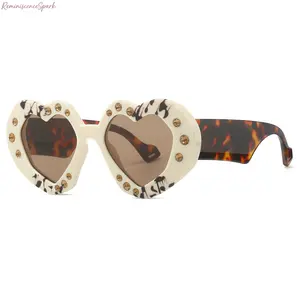 Women's 2026 Rhinestone-Embellished Heart-Shaped Sunglasses, UV400 Protection, Trendy Statement Shades, Ideal for Summer, Parties, Daily Outfits, Womens Sunglasses