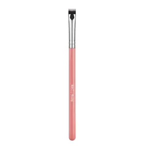 Cut Crease/Brow Detail Brush Cut Crease/Brow Detail Brush