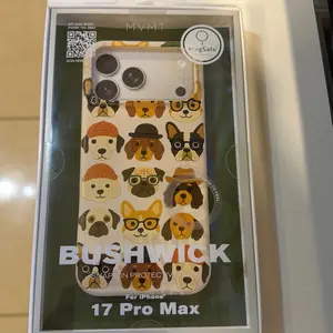 MVMT Bushwick MagSafe Case para iPhone 17 Pro Max – Diseño Perros