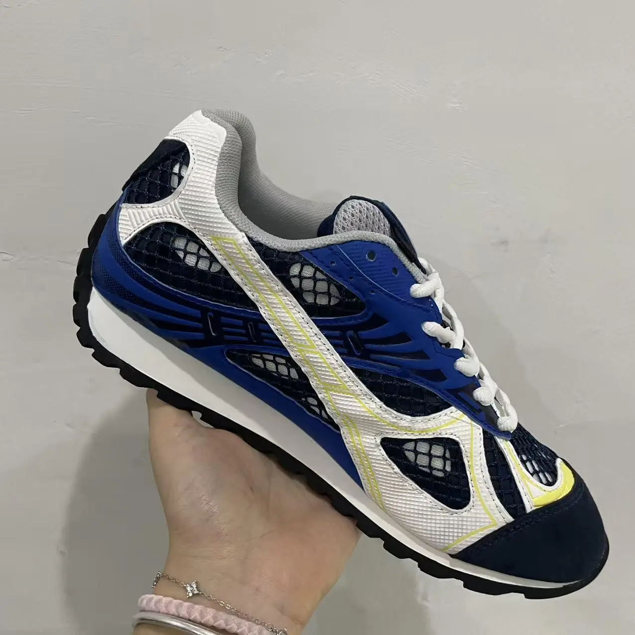 Sneakers women shoes  Casual Luxury Shoes Fashion Genuine Leather  Sneakers Fabric Breathable Height Increased Platform Shoes Solid
