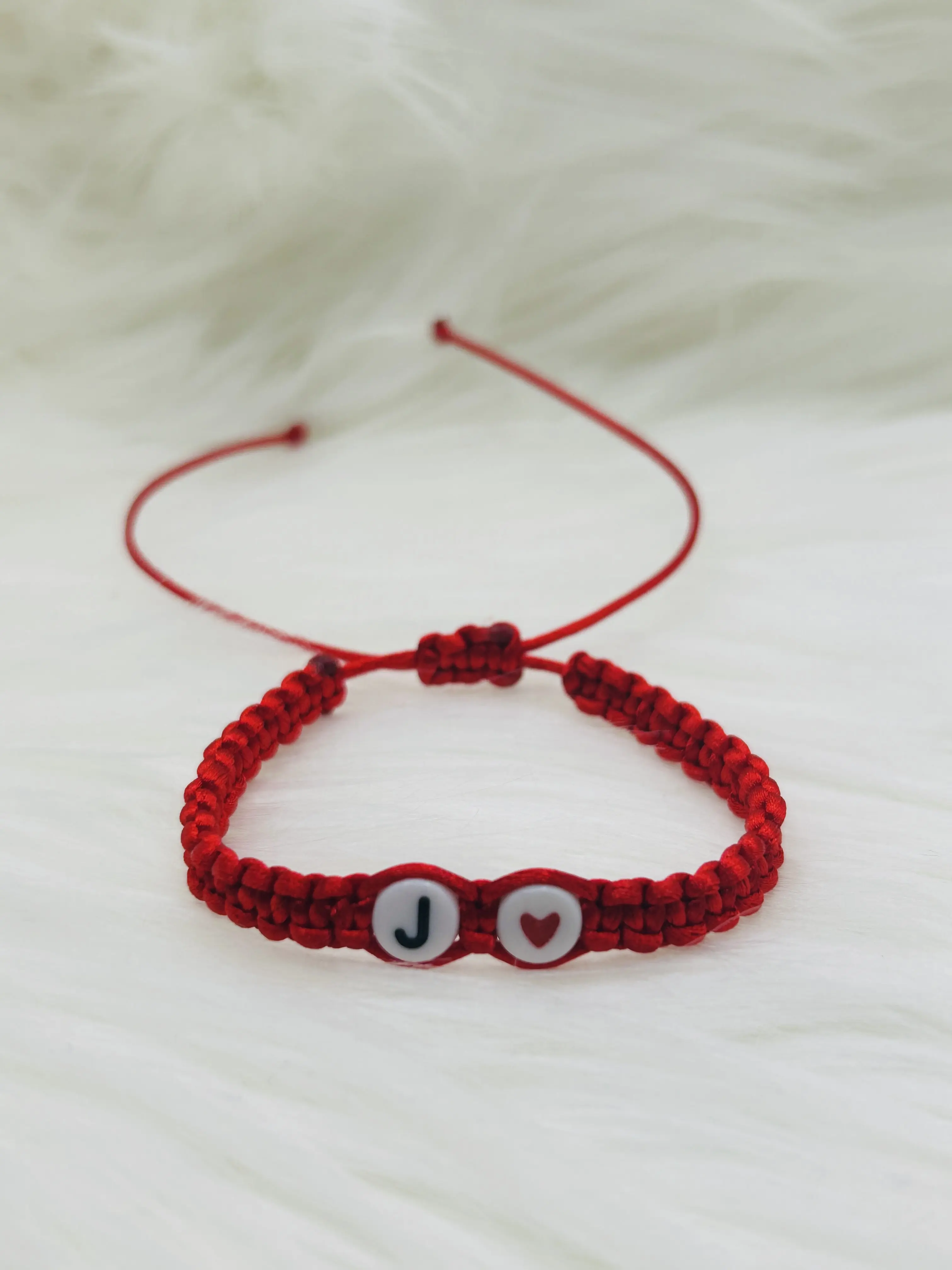 Pulseras personalizadas con inicial para hombre y mujer