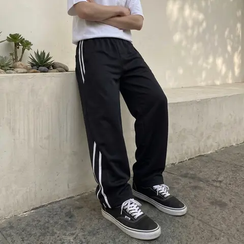 Men's Loose-Fitting Plain Athletic Polyester Pants - Drawstring Waist, Side Strips, Machine Washable, Suitable for Fitness, Everyday Wear