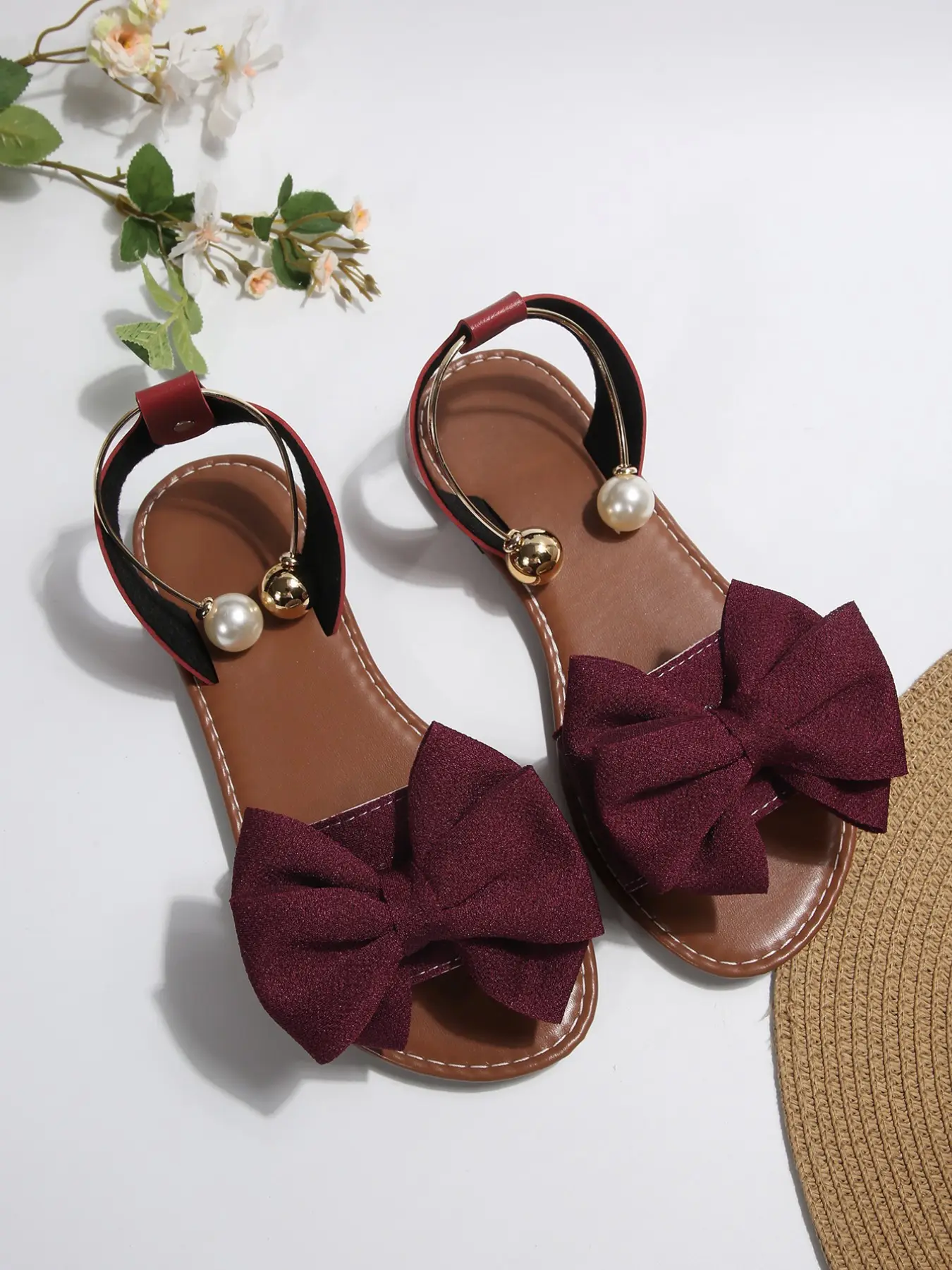 2026 Summer New Bow Pearl Sandals, Comfortable Flat Sandals for Women, Beach Vacation Shoes, Breathable and Lightweight, Trendy and Versatile, Elegant Fashionable Sandals, Classy Sandal, Bow Decorated Sandals, Footwear for Beach