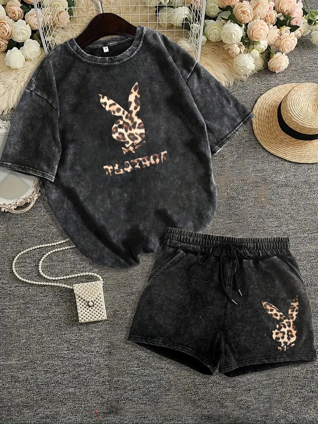 Two-Piece Set, Casual Style Set, Women's Playboy Print Short Sleeve Tee & Leopard Print Shorts, Casual Round Neck T-shirt & Skinny Shorts for Daily Outdoor Wear, Casual Loungewear Set, Ladies Summer Clothes