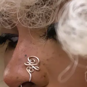 LOVE LACE Nose Cuff Non-Piercing Jewelry in Silver Gold Copper & Bronze Tarnish Resistant Wire Fashion Accessory