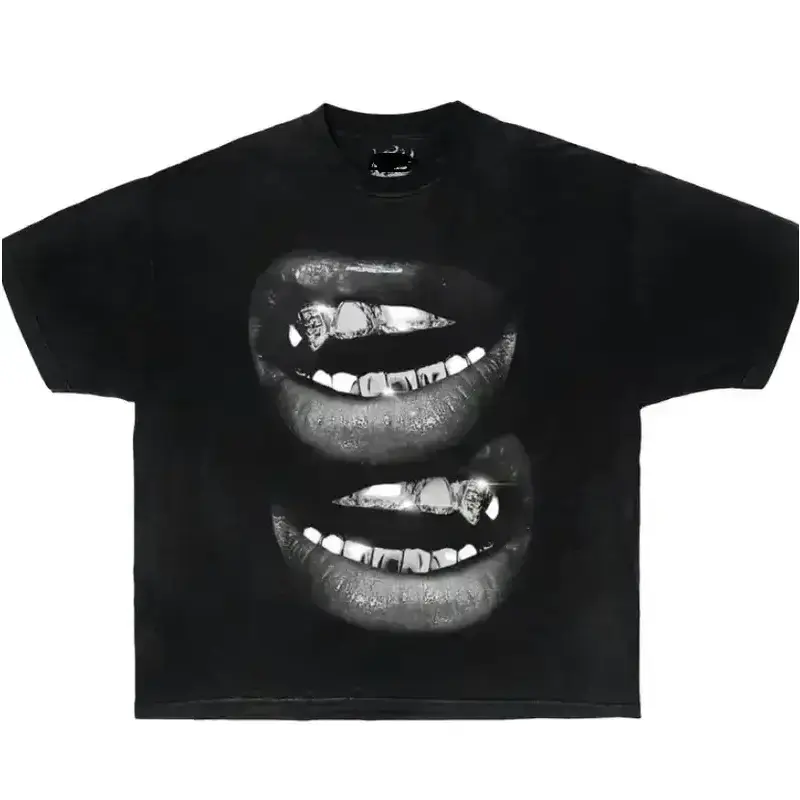 Men's Grin Fang Graphic T-shirt, Casual Garment-Dyed Round Neck Short Sleeve Top with a Boxy Fit, Soft Breathable Fabric Menswear Day