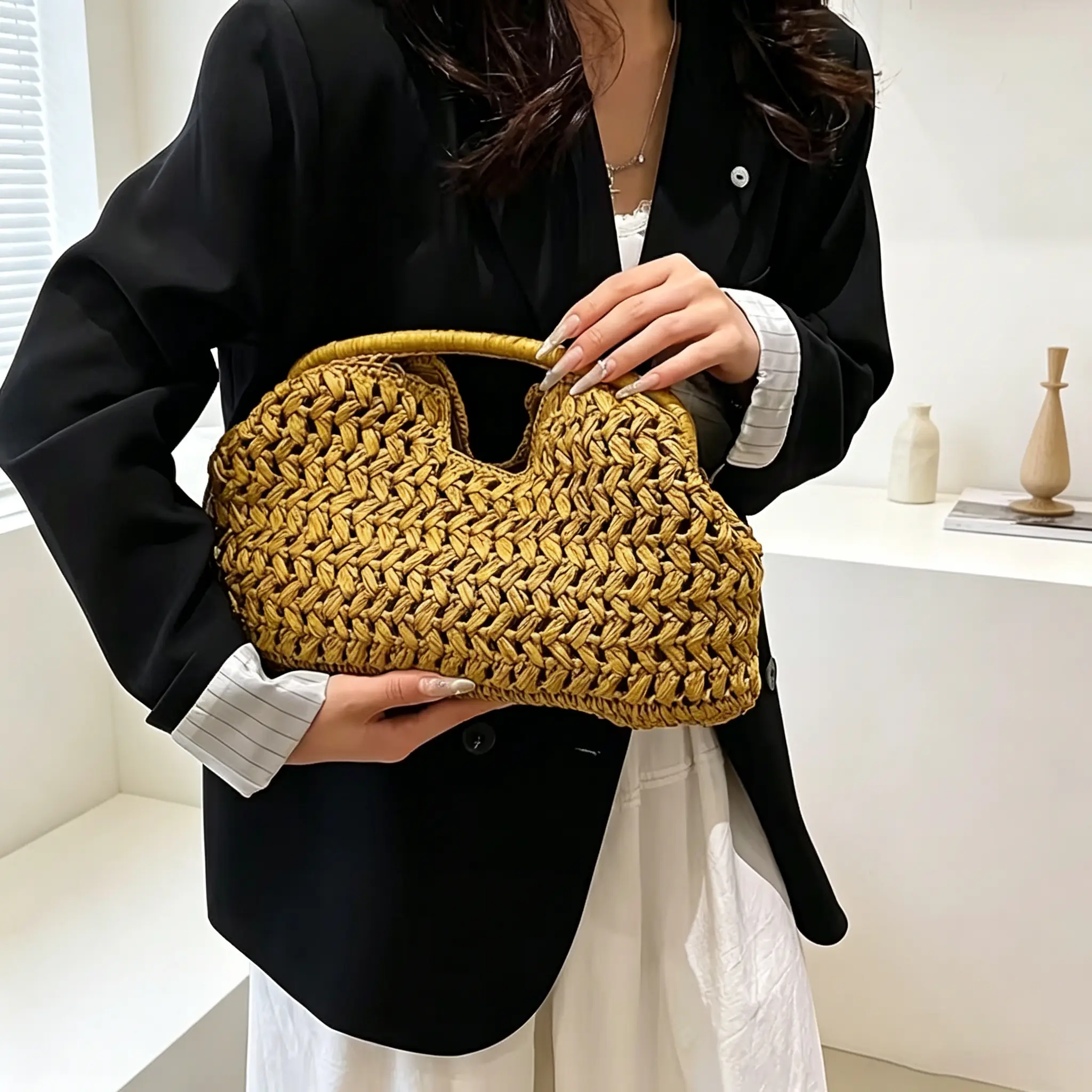 2026 New Fashionable Women's Straw Handbag - Woven Shoulder Bag, Sports & Outdoor Accessory for Beach Travel