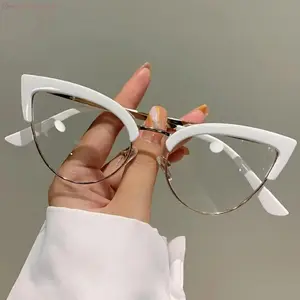 Women's Trendy Cat Eye Eyeglasses, All-Season Fashion Frames, Lightweight Stylish Clear Lenses Eyewear, Perfect for Daily Outfits, Street Style, Travel, Parties & Everyday Fashion Looks