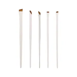 Blade eyeliner brush, eyeshadow scissor brush, concealer angled brush, angled eyebrow brush, eyelid detailing brush, makeup brushes.